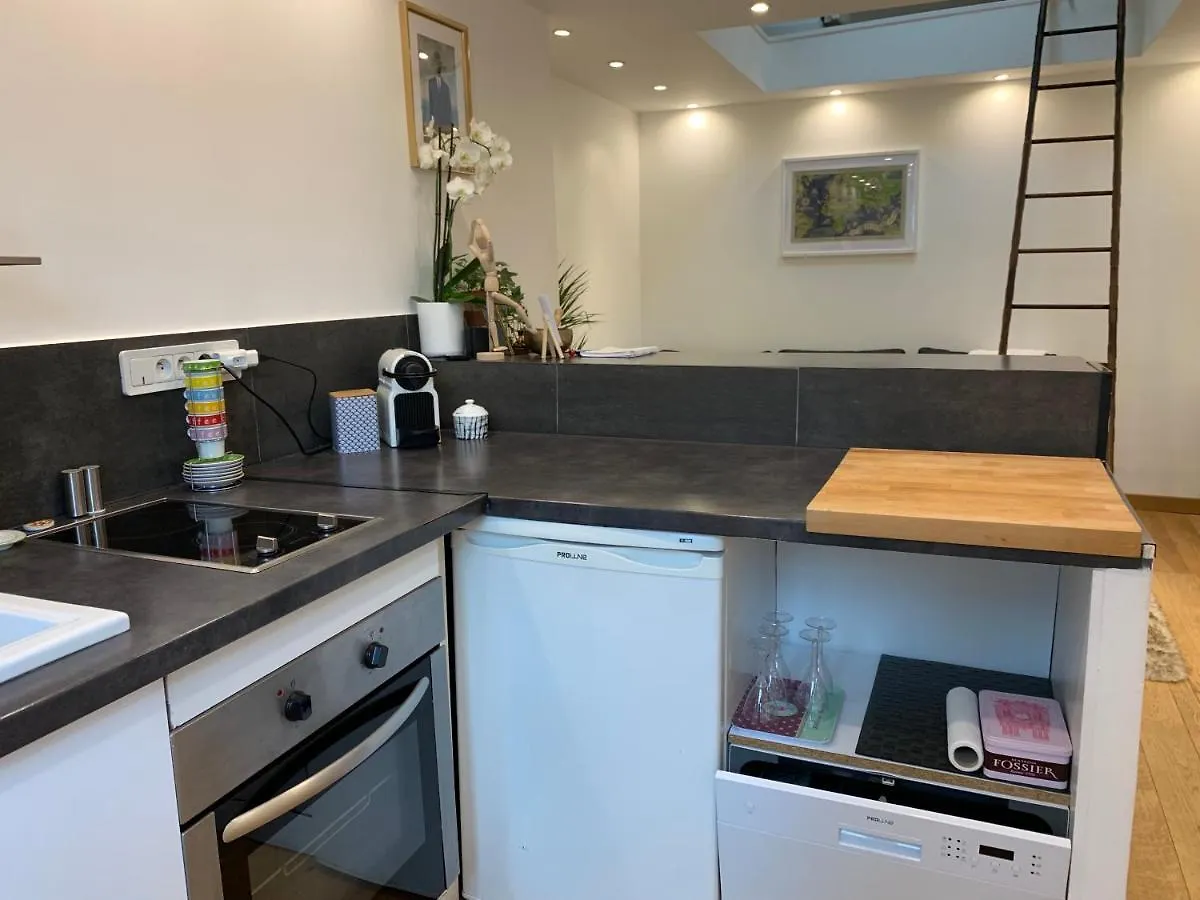 Apartment Lovely Studio At Ile Saint-Louis Paris France